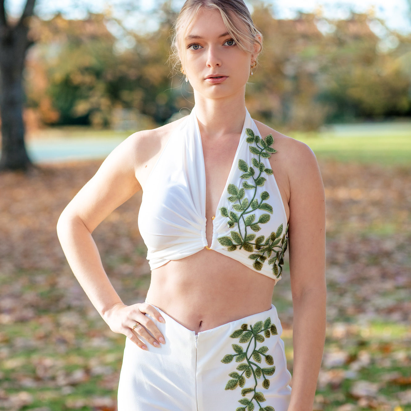 Tenue de cocktail - L'arbre de vie